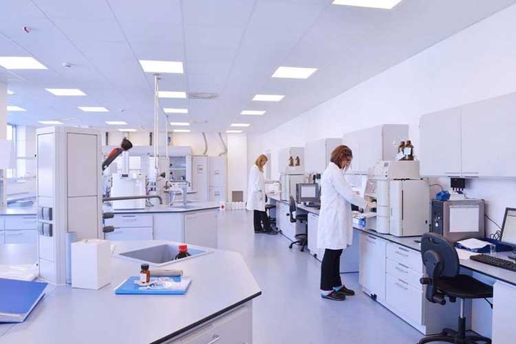 1530516510107656.jpg 實(shí)驗(yàn)室.jpg